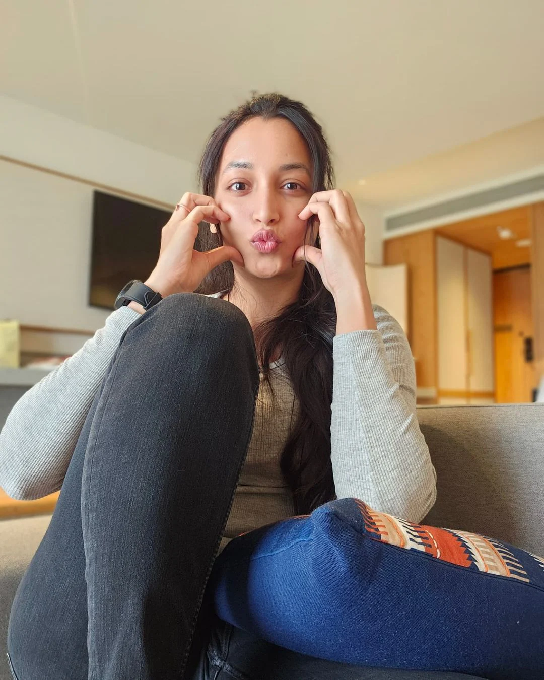 Srinidhi Shetty Cute Photos without Makeup