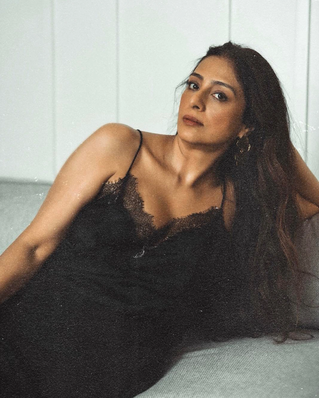 Actress Tabu Sizzling Photos