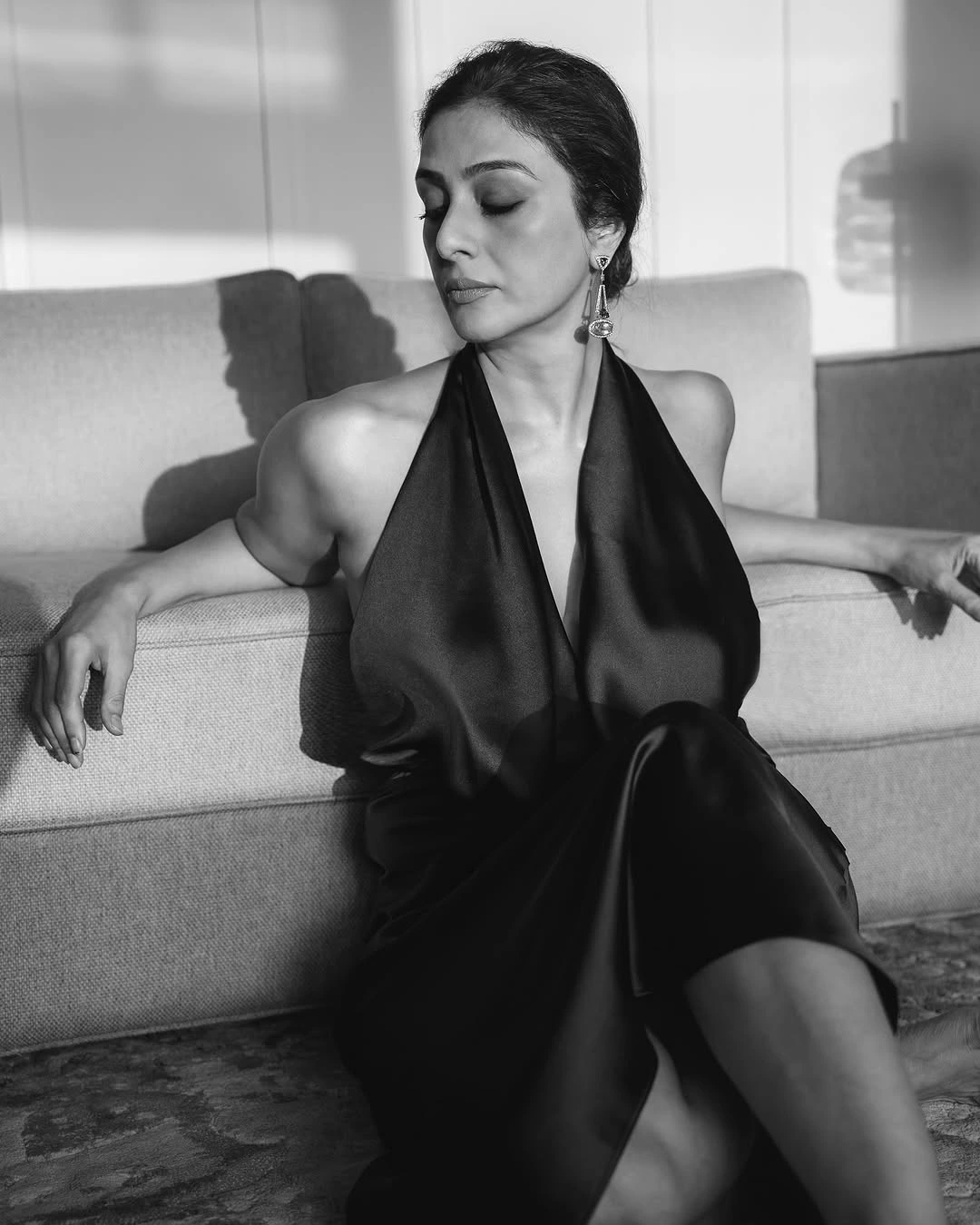 Actress Tabu Sizzling Photos