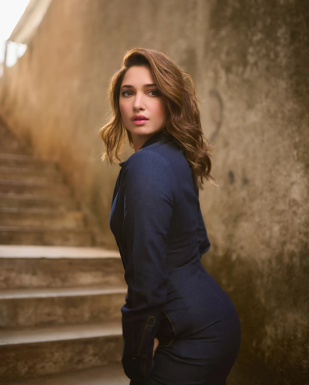 Tamannaah Bhatia Presents Her Beauty in Tight Fit Dress