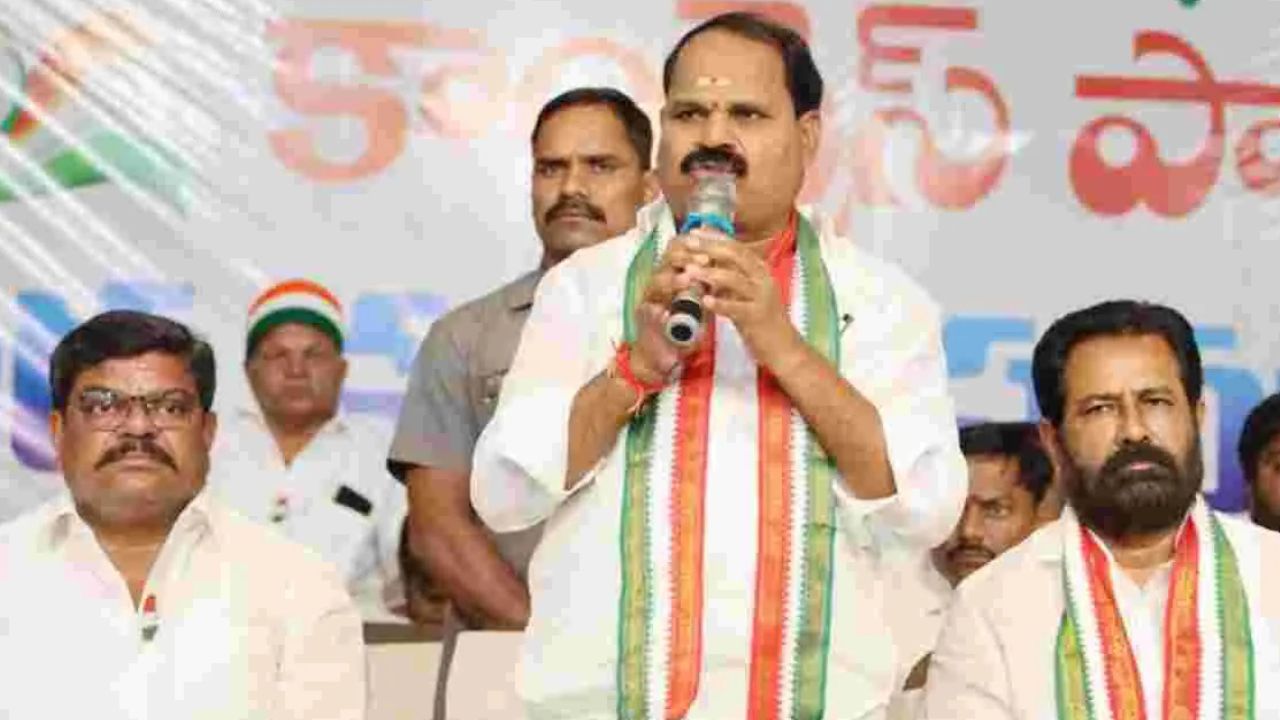 Veerlapally Shankar: వివాదంలో షాద్నగర్ ఎమ్మెల్యే వీర్లపల్లి శంకర్.. పూర్తి వివరాలు Veerlapally Shankar: వివాదంలో షాద్నగర్ ఎమ్మెల్యే వీర్లపల్లి శంకర్.. పూర్తి వివరాలు