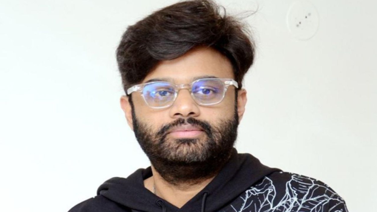 Naga Vamsi : సీఎం కామెంట్స్ పై దిల్ రాజు వచ్చాక మీటింగ్ పెట్టుకుంటాం.. Naga Vamsi : సీఎం కామెంట్స్ పై దిల్ రాజు వచ్చాక మీటింగ్ పెట్టుకుంటాం..