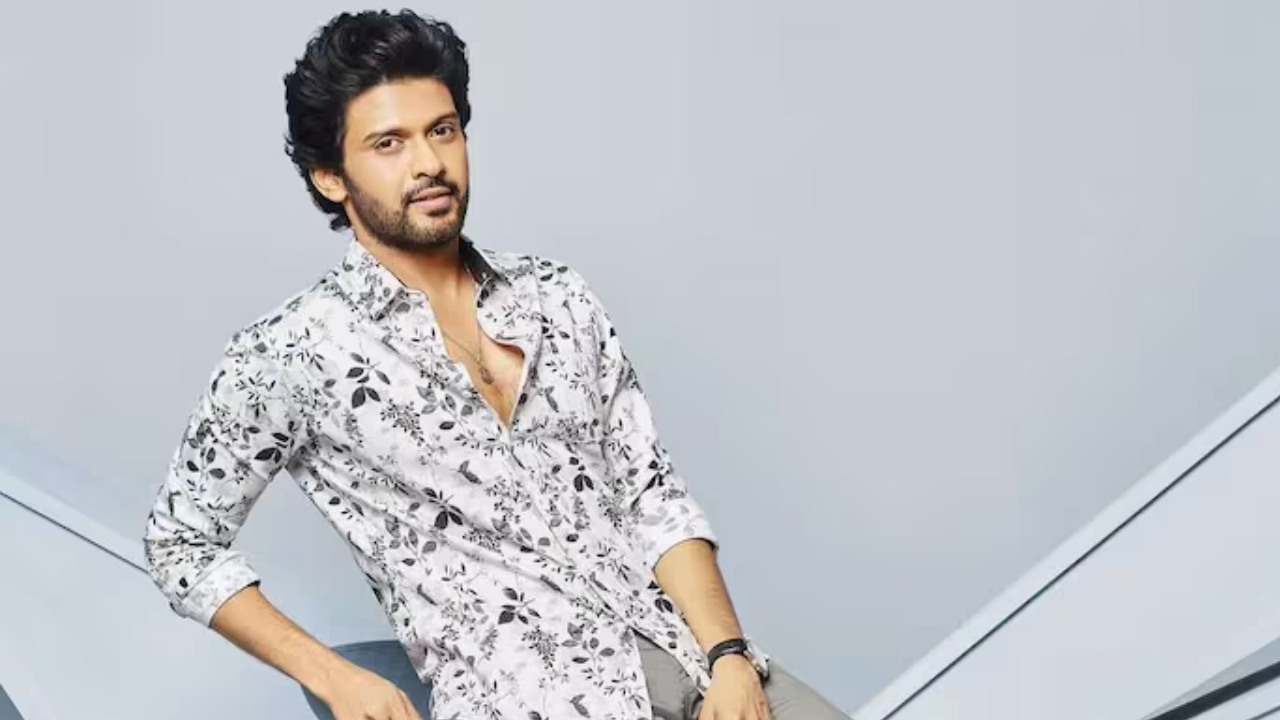 Naveen Polishetty : ఓ రెస్టారెంట్ సర్వర్ కి ఫోన్ చేసి మరీ హెల్ప్ చేసిన నవీన్ పోలిశెట్టి.. అన్ని పోగొట్టుకొని డిప్రెషన్ లో ఉన్నప్పుడు.. Naveen Polishetty : ఓ రెస్టారెంట్ సర్వర్ కి ఫోన్ చేసి మరీ హెల్ప్ చేసిన నవీన్ పోలిశెట్టి.. అన్ని పోగొట్టుకొని డిప్రెషన్ లో ఉన్నప్పుడు..