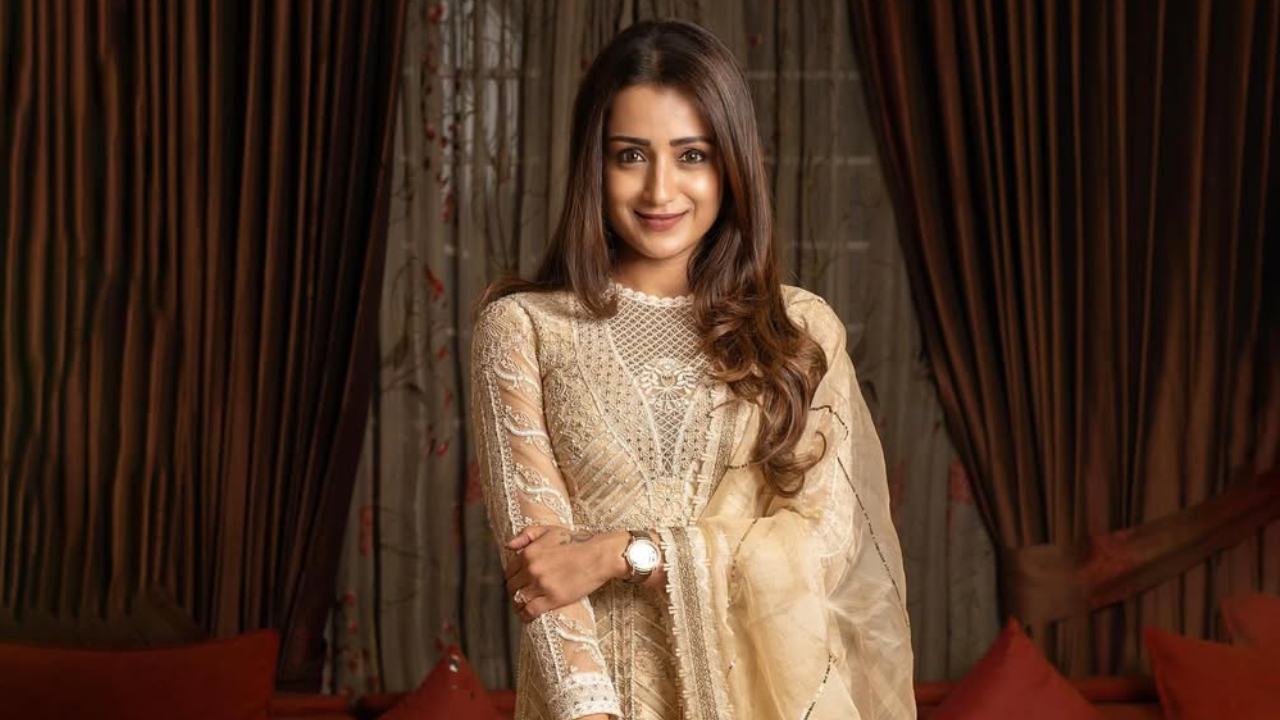 Trisha Krishnan : వామ్మో.. త్రిష మూవీ లైనప్ చూసారా.. సెకండ్ ఇన్నింగ్స్ లో అదరగొడుతుందిగా Trisha Krishnan : వామ్మో.. త్రిష మూవీ లైనప్ చూసారా.. సెకండ్ ఇన్నింగ్స్ లో అదరగొడుతుందిగా