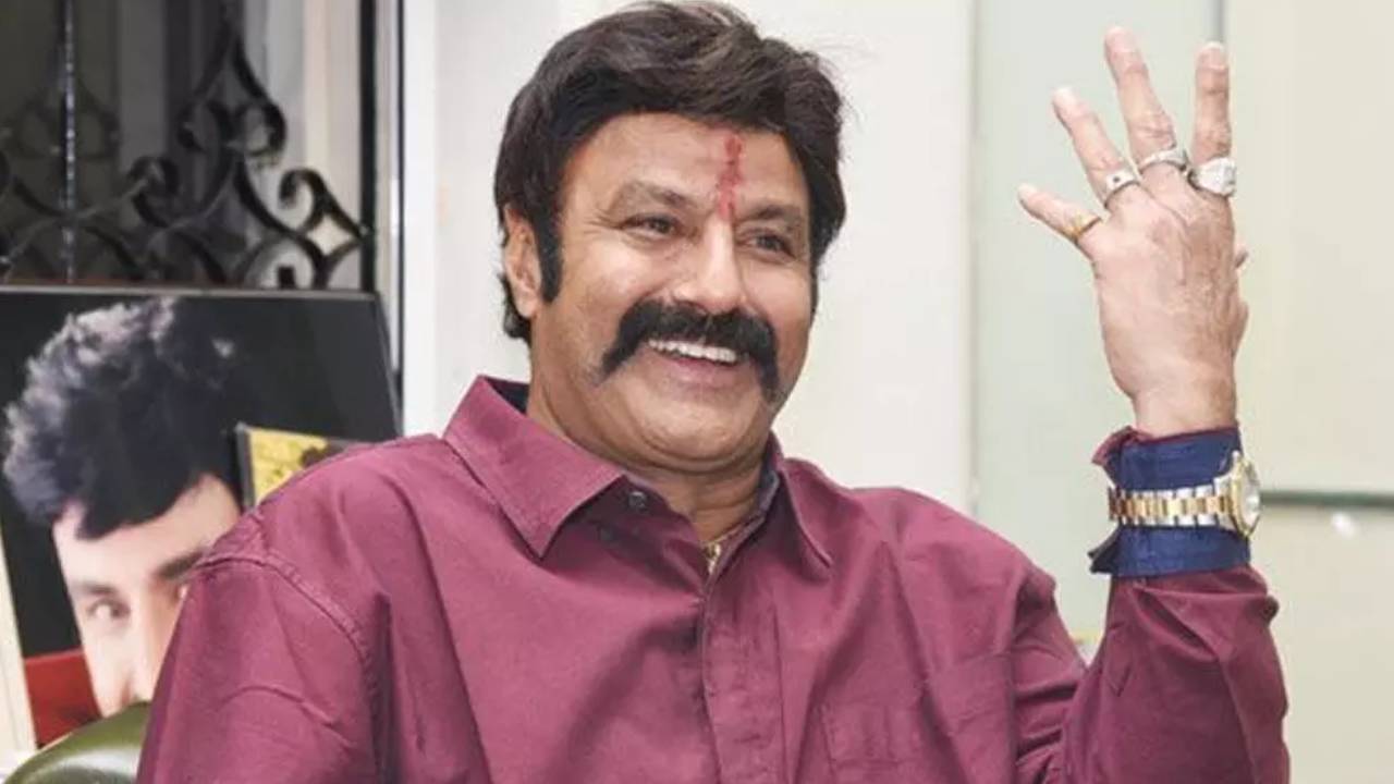 Nandamuri Balakrishna : ఇది దైవ నిర్ణయంగా భావిస్తున్నాను.. ఎన్టీఆర్ జాతీయ అవార్డుపై బాలయ్య.. Nandamuri Balakrishna : ఇది దైవ నిర్ణయంగా భావిస్తున్నాను.. ఎన్టీఆర్ జాతీయ అవార్డుపై బాలయ్య..