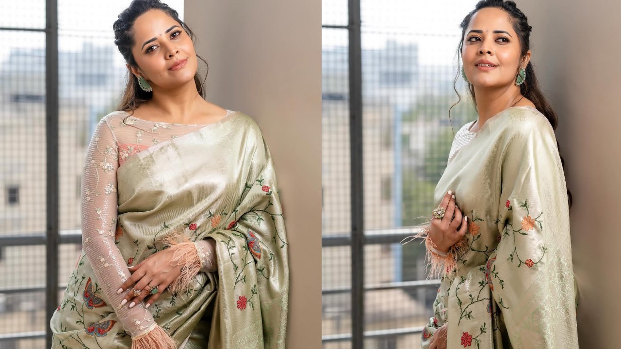 Anasuya Bharadwaj : చీరలో అనసూయ అందాలు అదరహో.. అనసూయ లేటెస్ట్ ఫొటోలు చూశారా?