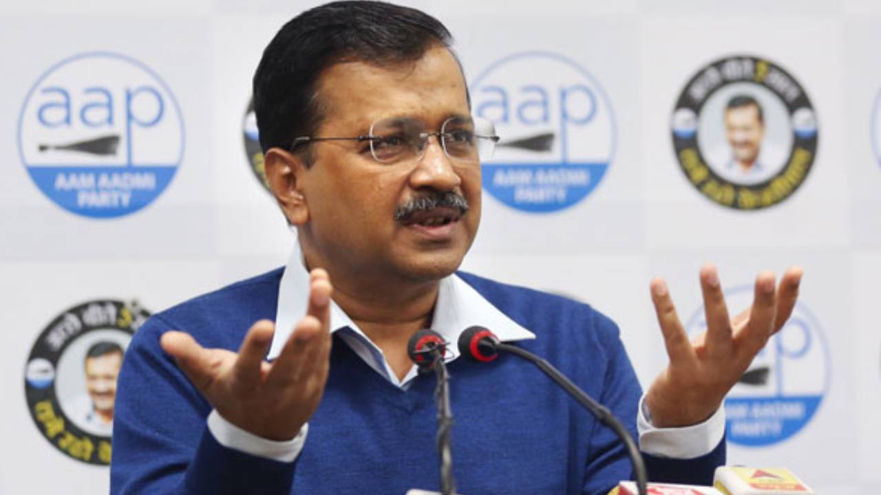Arvind Kejriwal: అసెంబ్లీ ఎన్నికలవేళ కేజ్రీవాల్కు బిగ్షాక్.. ఢిల్లీ లిక్కర్ కేసు మళ్లీ తెరపైకి.. Arvind Kejriwal: అసెంబ్లీ ఎన్నికలవేళ కేజ్రీవాల్కు బిగ్షాక్.. ఢిల్లీ లిక్కర్ కేసు మళ్లీ తెరపైకి..