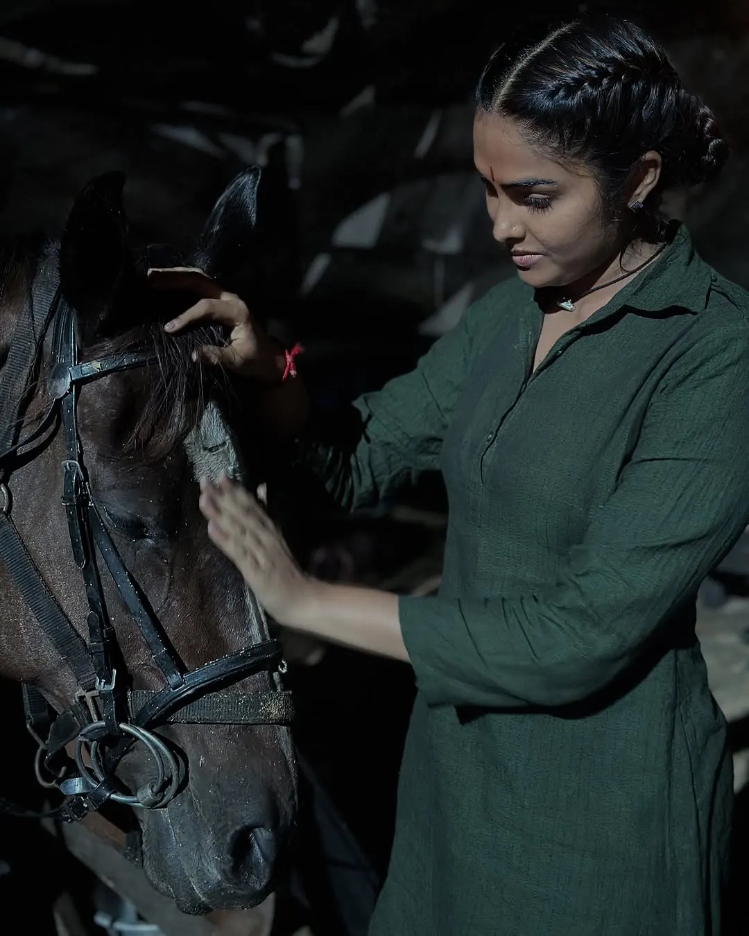 Actress Divi Shares Daaku Maharaaj Character Photos
