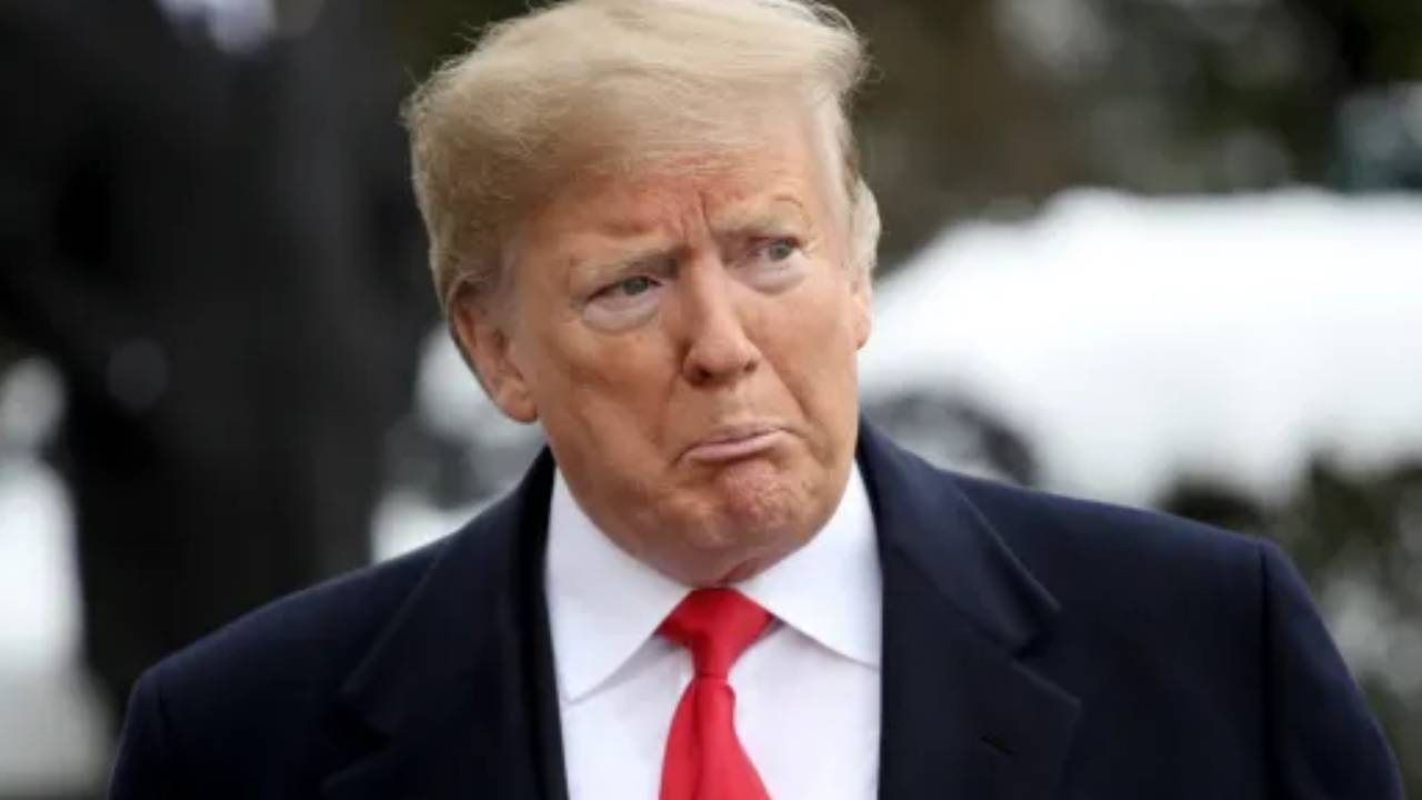 Trump Tariff War : ట్రంప్ భస్మాసుర హస్తం.. అమెరికాలో అల్లకల్లోలం స్టార్ట్ Trump Tariff War : ట్రంప్ భస్మాసుర హస్తం.. అమెరికాలో అల్లకల్లోలం స్టార్ట్