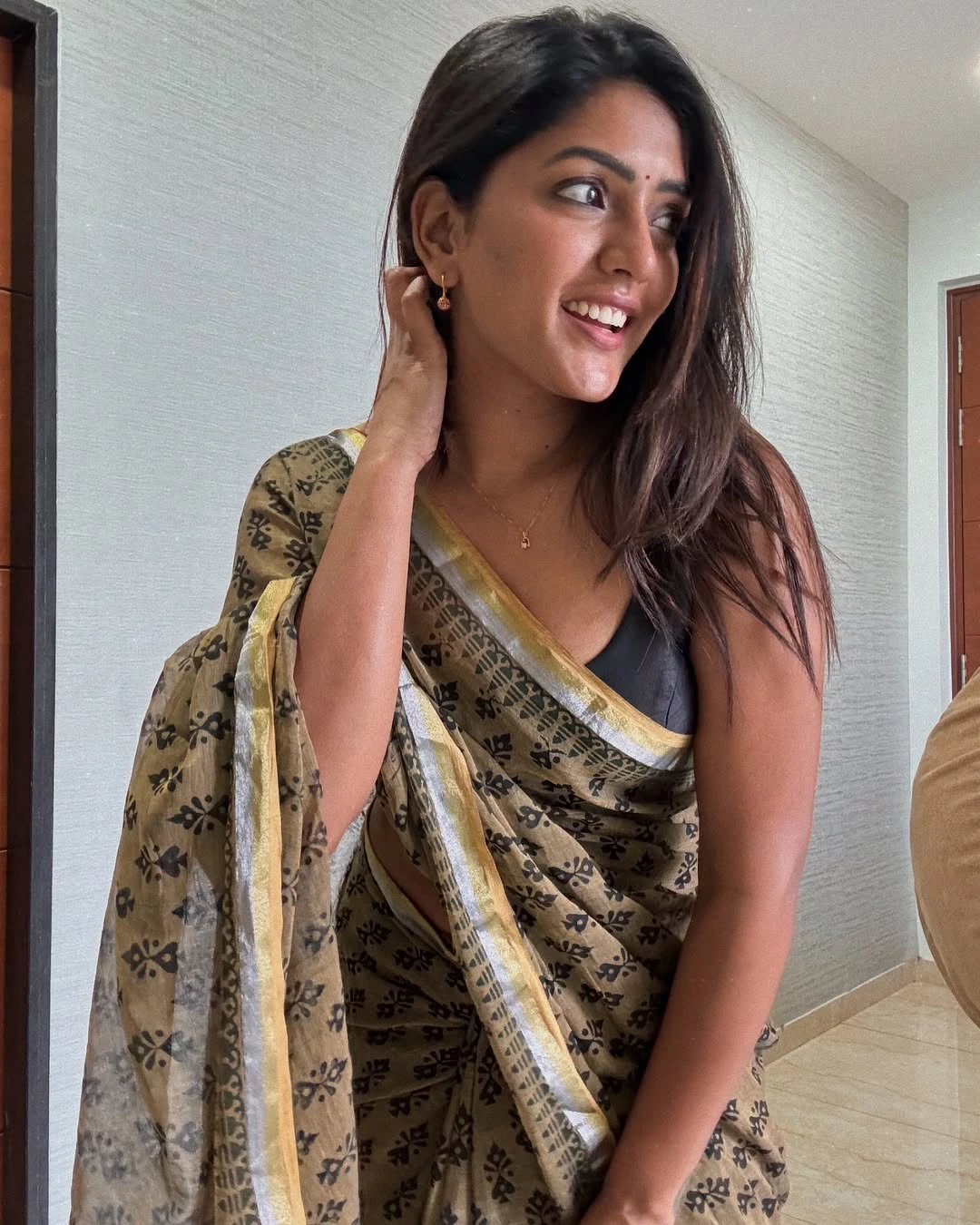 Eesha Rebba Sleeveless Stunning Looks