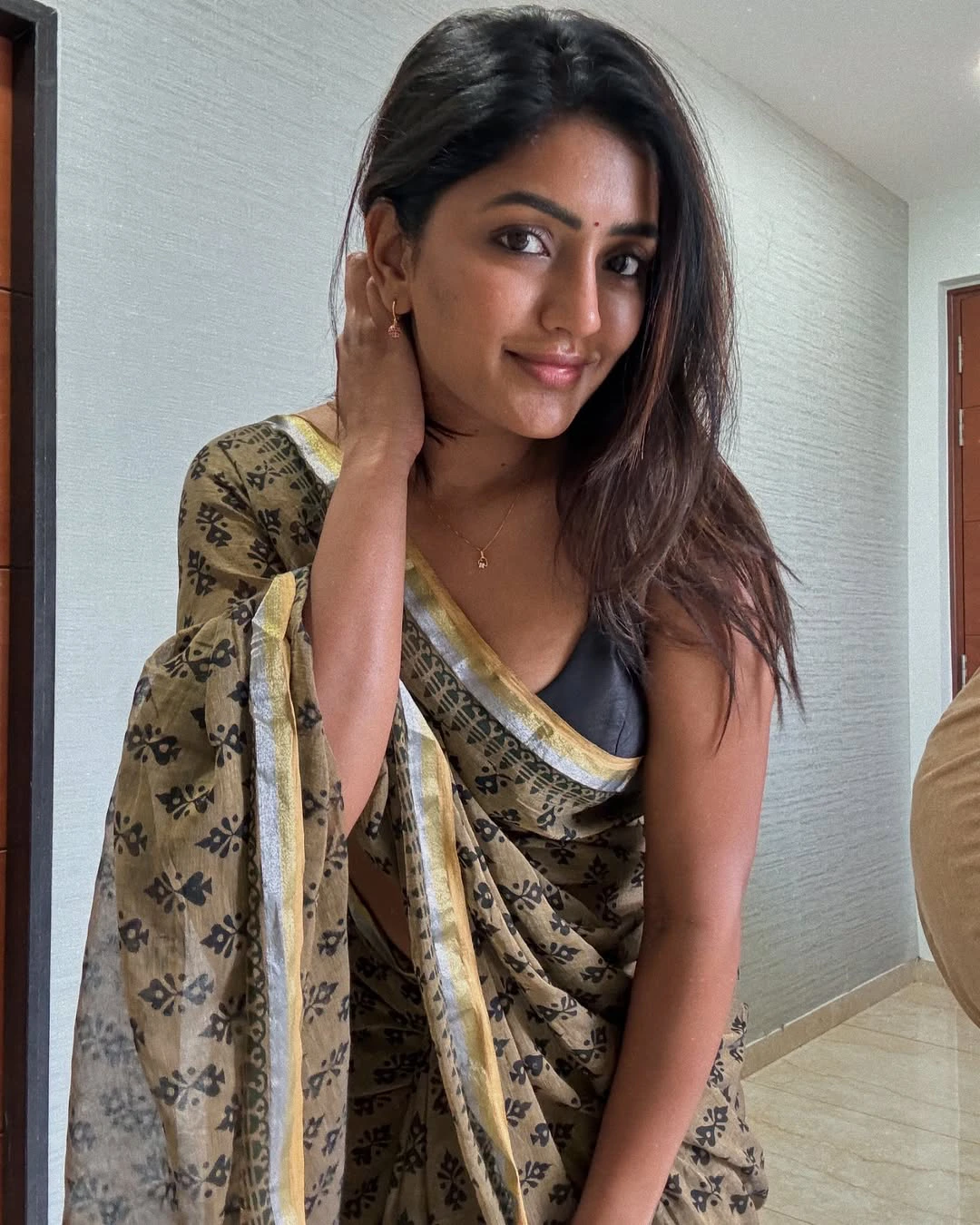 Eesha Rebba Sleeveless Stunning Looks