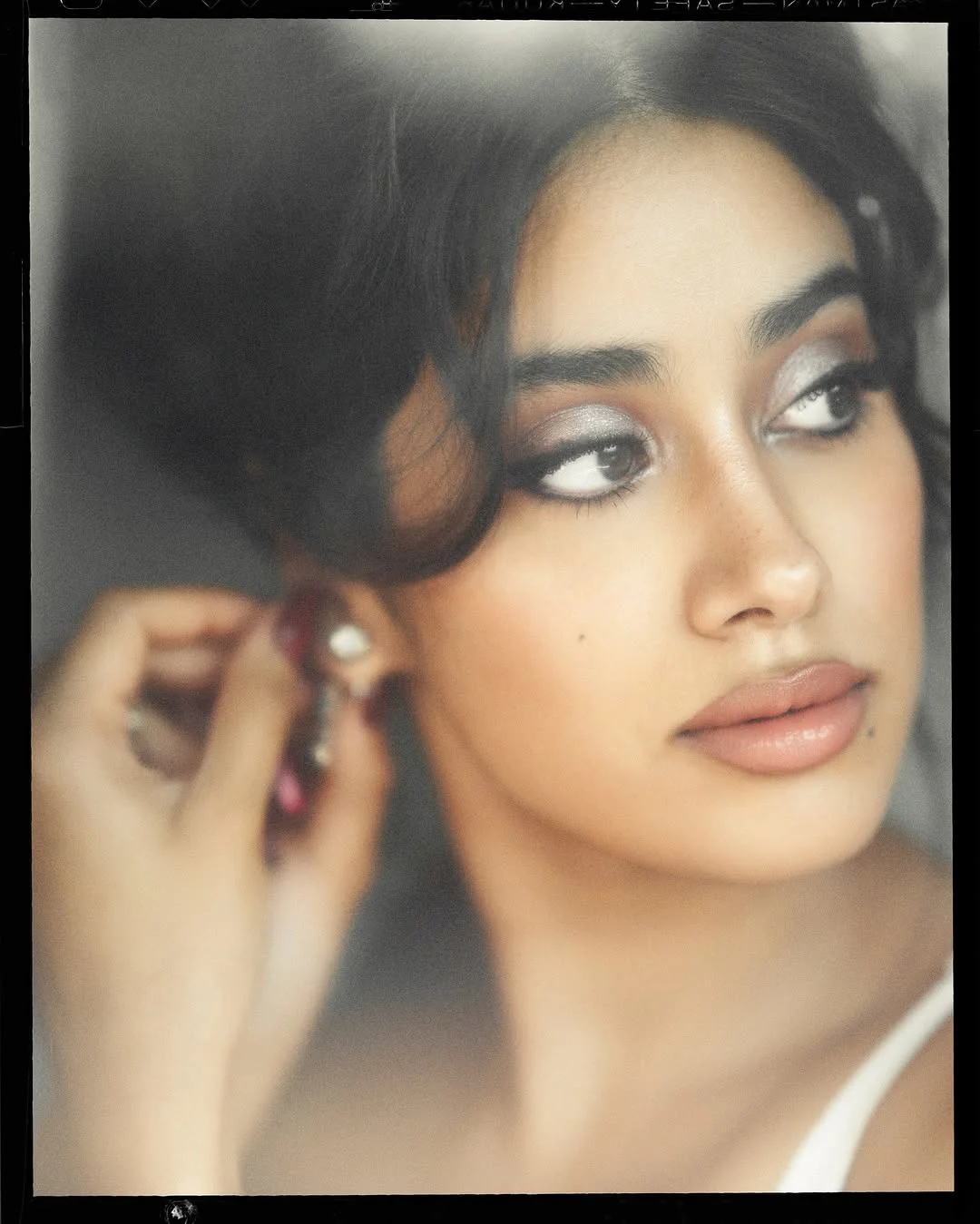 Janhvi Kapoor Elegant her Beauty in White Dress
