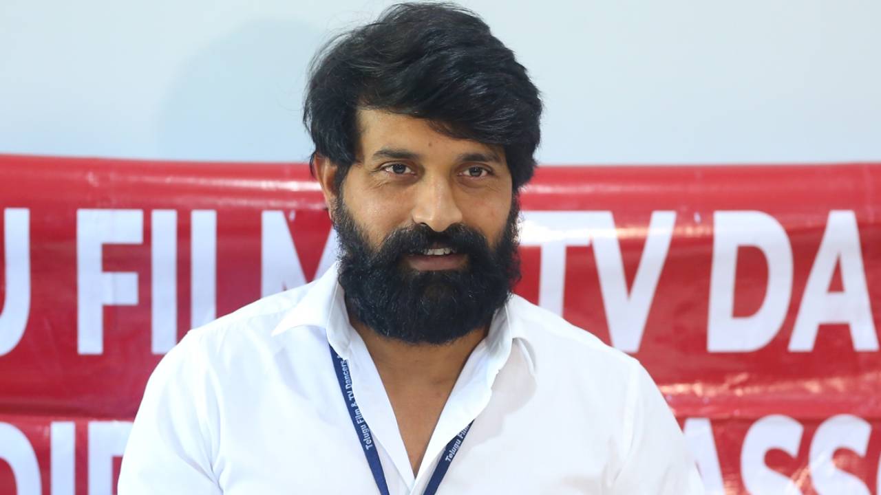 Jani Master : న్యాయమే గెలుస్తుంది, నిజం అందరికీ తెలుస్తుంది.. జానీ మాస్టర్ ట్వీట్.. ఆమెకు కౌంటర్ ఇచ్చాడా? Jani Master : న్యాయమే గెలుస్తుంది, నిజం అందరికీ తెలుస్తుంది.. జానీ మాస్టర్ ట్వీట్.. ఆమెకు కౌంటర్ ఇచ్చాడా?