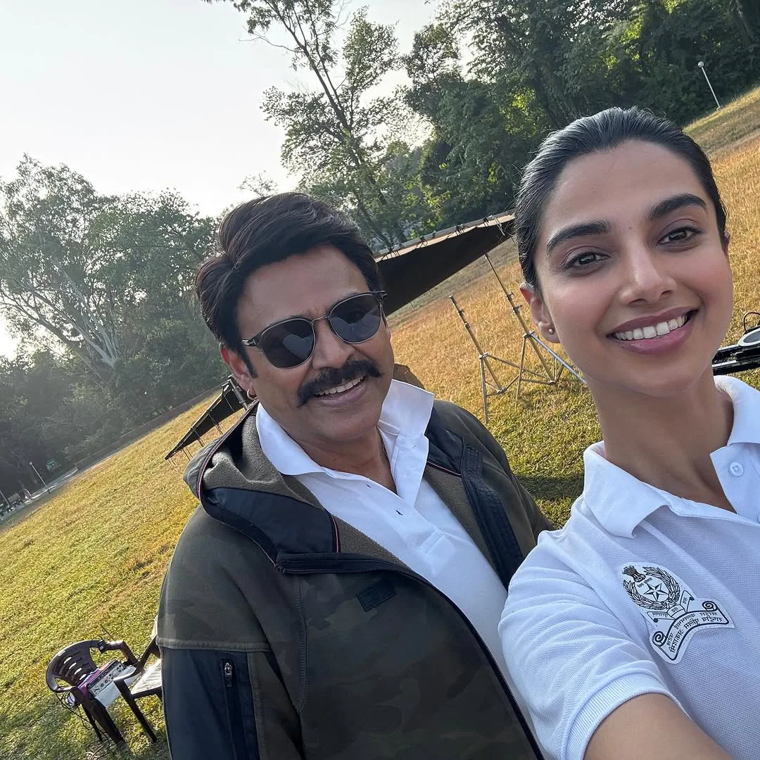 Meenaakshi Chaudhary Shares Sankranthiki Vasthunnam Movie Working Stills