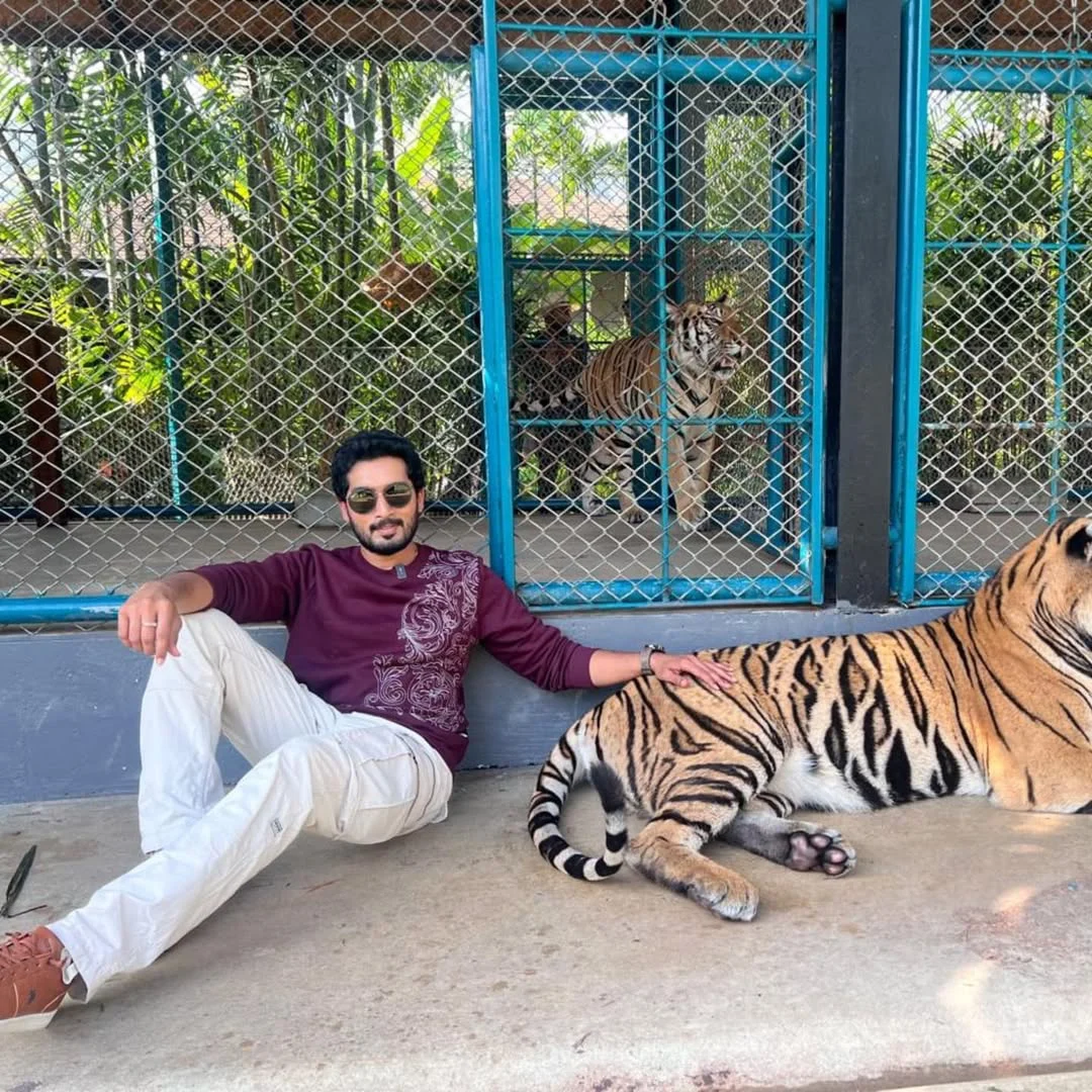 Karthika Deepam Nirupam Paritala with Tigers