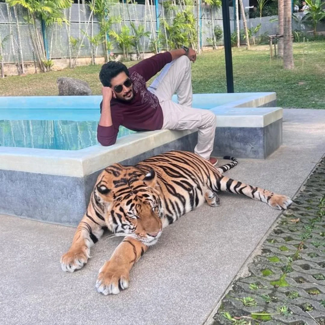 Karthika Deepam Nirupam Paritala with Tigers