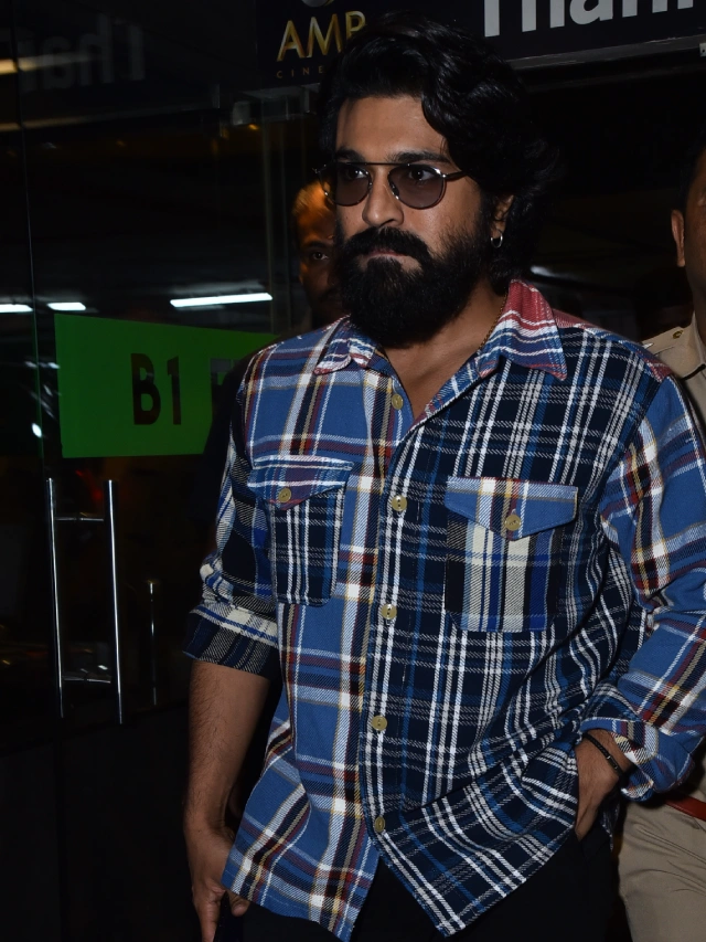 Ram Charan Looks in Game Changer Trailer launch Event