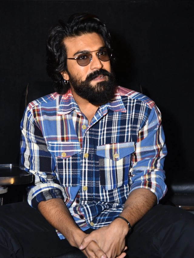 Ram Charan Looks in Game Changer Trailer launch Event