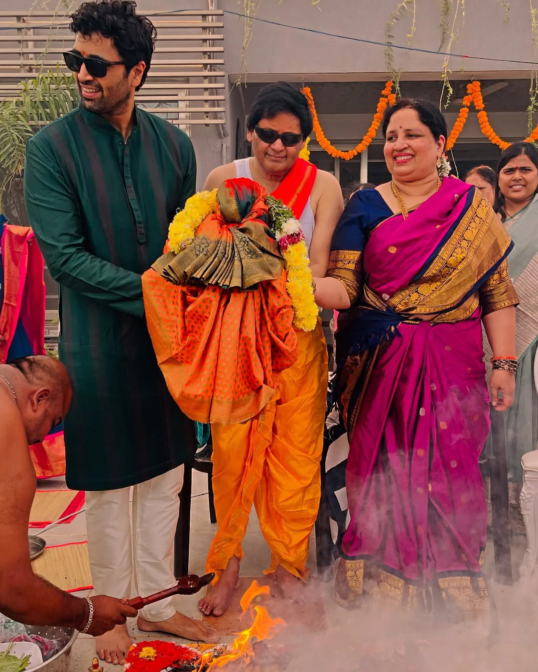 Adivi Sesh Special Pooja on New Year with Family
