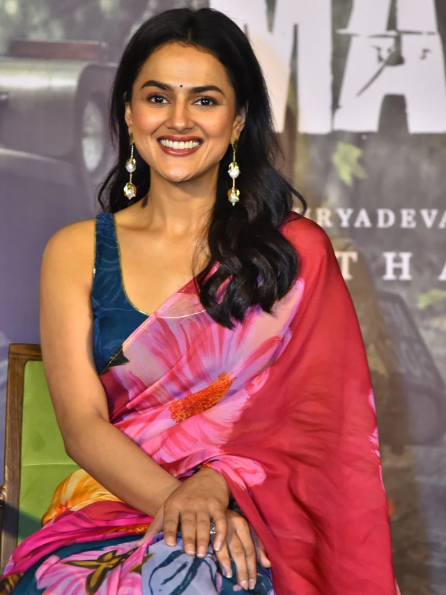 Shraddha Srinath Saree Photos from Daaku Maharaaj Promotions