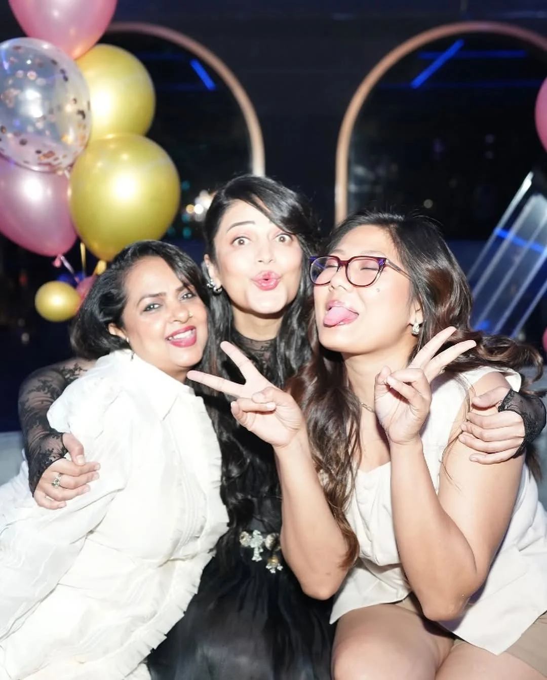 Shruti Haasan Birthday Celebrations with Friends