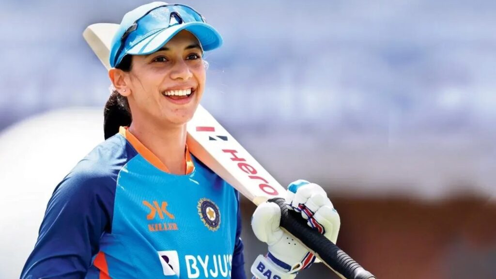 Smriti Mandhana Creates History becomes fastest Indian woman to complete 4000 ODI runs