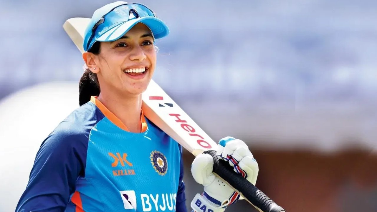 Smriti Mandhana : చరిత్ర సృష్టించిన స్మృతి మంధాన.. వన్డేల్లో ఏకైక భారత మహిళా ప్లేయర్గా.. Smriti Mandhana : చరిత్ర సృష్టించిన స్మృతి మంధాన.. వన్డేల్లో ఏకైక భారత మహిళా ప్లేయర్గా..