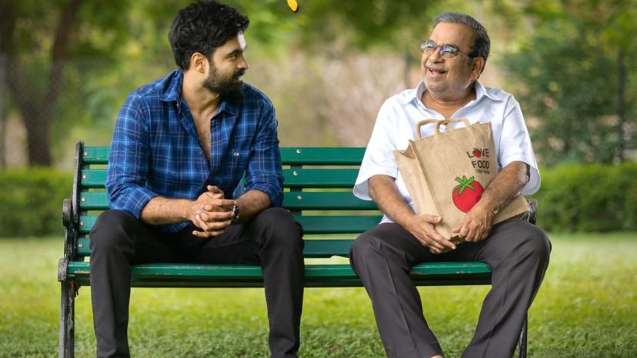 Brahmanandam : కొడుకుతో బ్రహ్మానందం సినిమా.. రిలీజ్ ఎప్పుడంటే.. న్యూ ఇయర్ స్పెషల్ పోస్టర్.. Brahmanandam : కొడుకుతో బ్రహ్మానందం సినిమా.. రిలీజ్ ఎప్పుడంటే.. న్యూ ఇయర్ స్పెషల్ పోస్టర్..