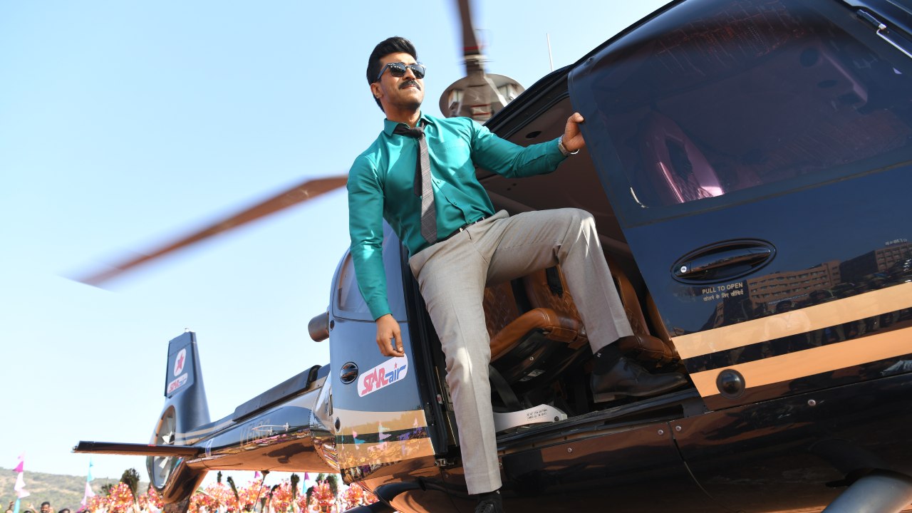 Game Changer Target : తెలుగు రాష్ట్రాల్లో గేమ్ ఛేంజర్ సినిమా హిట్ అవ్వాలంటే ఎన్ని వందల కోట్లు కలెక్ట్ చేయాలి? Game Changer Target : తెలుగు రాష్ట్రాల్లో గేమ్ ఛేంజర్ సినిమా హిట్ అవ్వాలంటే ఎన్ని వందల కోట్లు కలెక్ట్ చేయాలి?