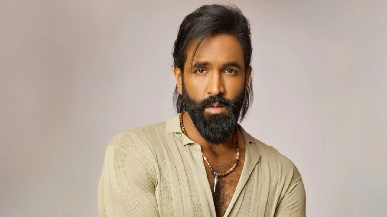 Manchu Vishnu : నేను ఏ దేశానికి షిఫ్ట్ అవ్వట్లేదు.. ఎవరికీ భయపడి వెళ్ళను.. విష్ణు కామెంట్స్.. Manchu Vishnu : నేను ఏ దేశానికి షిఫ్ట్ అవ్వట్లేదు.. ఎవరికీ భయపడి వెళ్ళను.. విష్ణు కామెంట్స్..