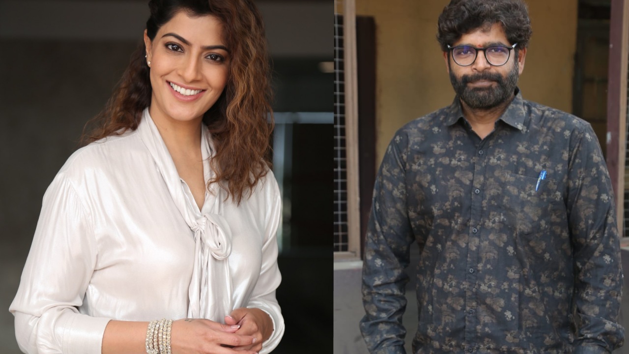 Varalaxmi Sarathkumar : పాన్ ఇండియా లేడీ ఓరియెంటెడ్ సినిమాతో రాబోతున్న వరలక్ష్మి శరత్ కుమార్.. Varalaxmi Sarathkumar : పాన్ ఇండియా లేడీ ఓరియెంటెడ్ సినిమాతో రాబోతున్న వరలక్ష్మి శరత్ కుమార్..