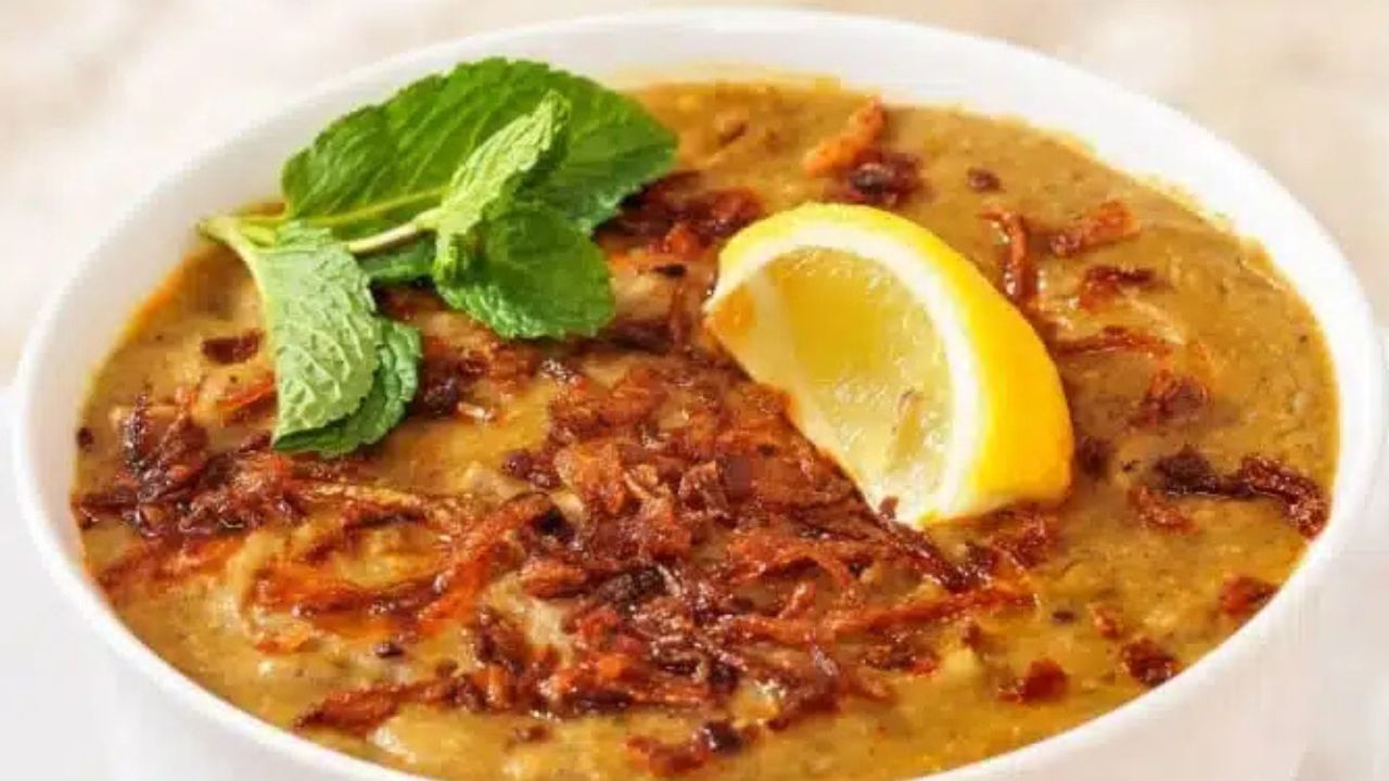 Haleem: హలీం తింటారా? ఎంత డబ్బు జేబులో పెట్టుకుని వెళ్లాలో తెలుసా? Haleem: హలీం తింటారా? ఎంత డబ్బు జేబులో పెట్టుకుని వెళ్లాలో తెలుసా?