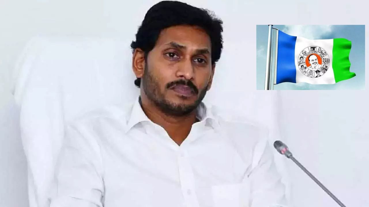 అమరావతి విషయంలో చేసిన తప్పే మళ్లీ మళ్లీ చేస్తున్నారా? ఎన్నికలను మించి.. వైసీపీకి డ్యామేజ్! అమరావతి విషయంలో చేసిన తప్పే మళ్లీ మళ్లీ చేస్తున్నారా? ఎన్నికలను మించి.. వైసీపీకి డ్యామేజ్!
