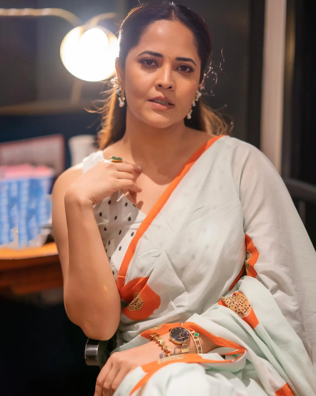 Anasuya Bharadwaj Cute Photos in Saree