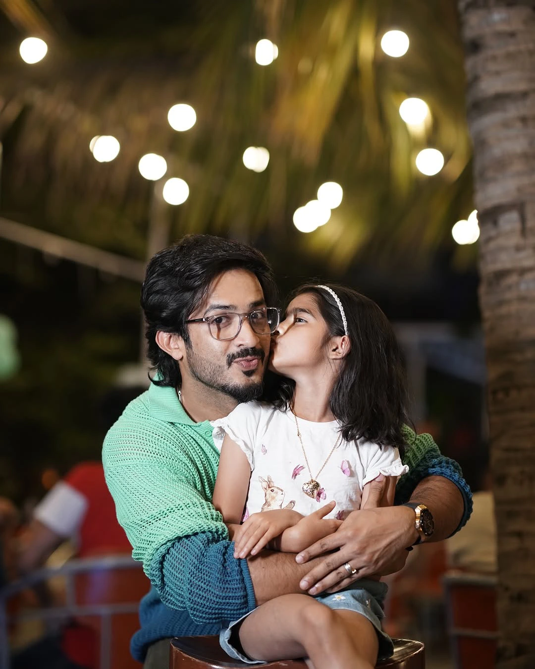 Anchor Ravi with his Daughter Viya Cute Photos