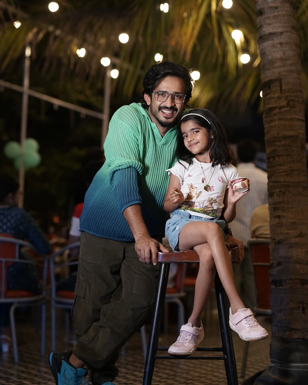 Anchor Ravi with his Daughter Viya Cute Photos