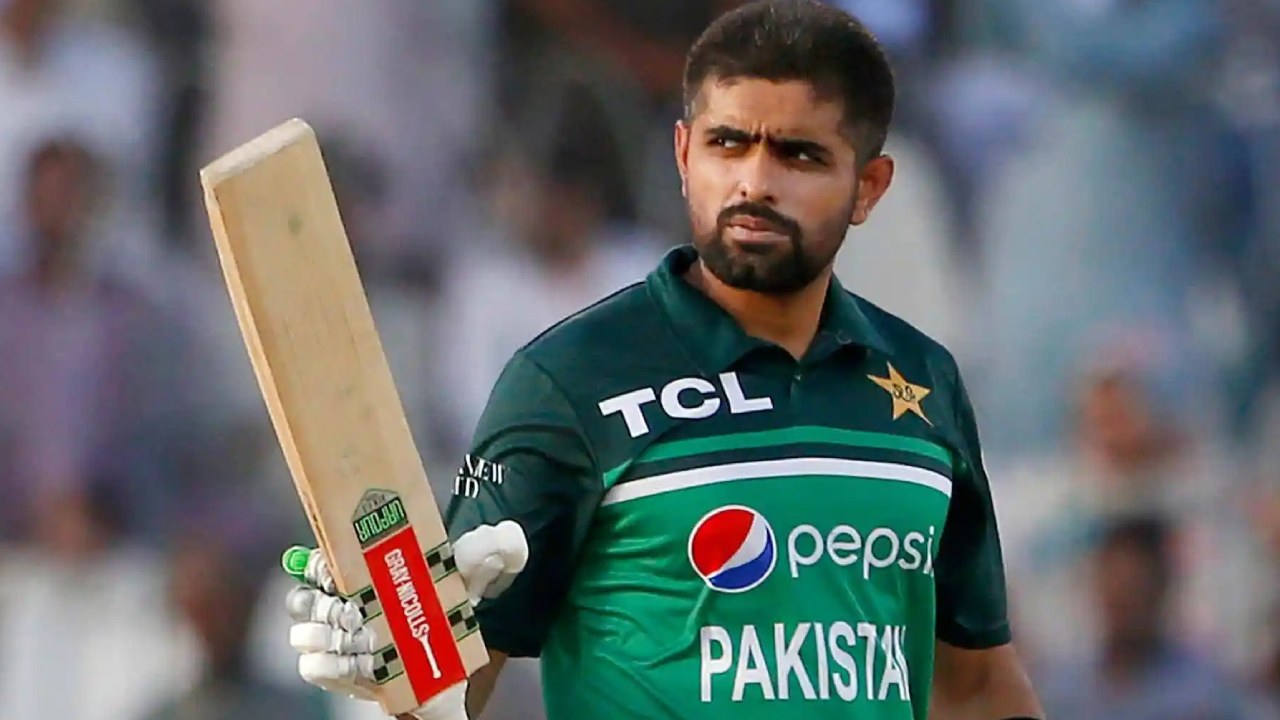 IND vs PAK : ఇండియా పాక్ మ్యాచ్లో బాబర్ ఆజామ్ అరుదైన ఘనత.. IND vs PAK : ఇండియా పాక్ మ్యాచ్లో బాబర్ ఆజామ్ అరుదైన ఘనత..