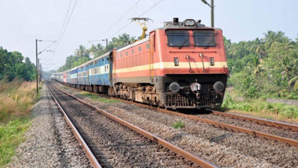 Janmabhoomi Express