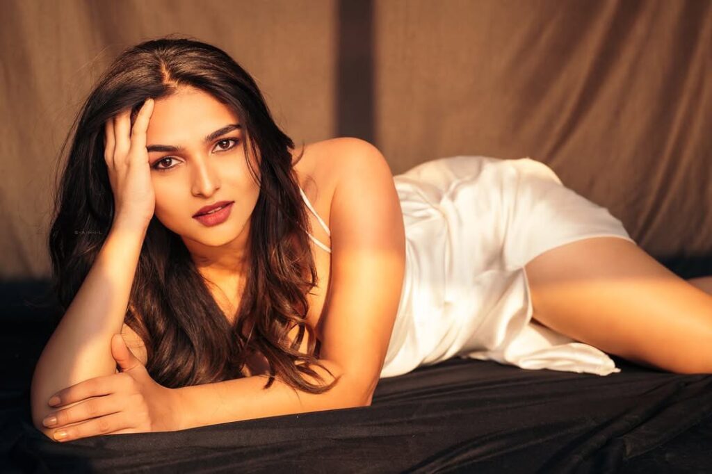 Kayadu Lohar New Crush in Tollywood and Kollywood after Return of the Dragon Movie 