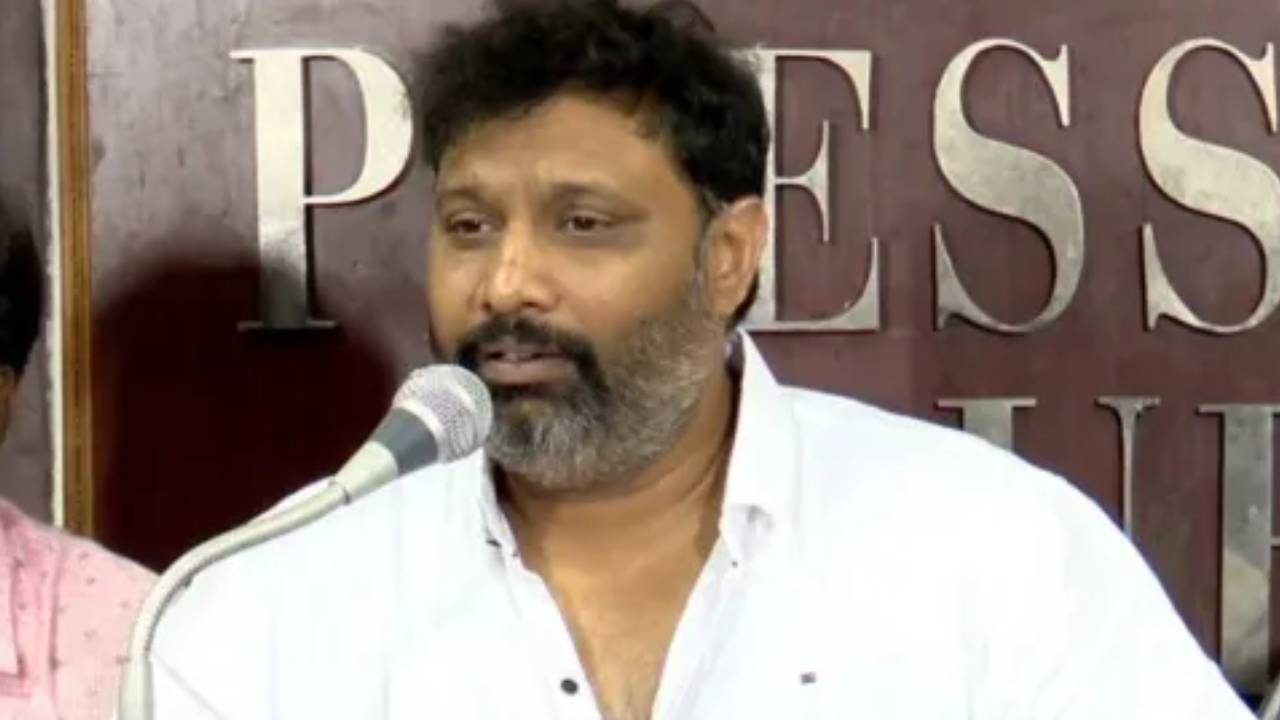 Kiran Royal: ఏపీ హైకోర్టులో కిరణ్ రాయల్ లంచ్ మోషన్ పిటిషన్.. న్యాయస్థానం ఏ చెప్పిందంటే.. Kiran Royal: ఏపీ హైకోర్టులో కిరణ్ రాయల్ లంచ్ మోషన్ పిటిషన్.. న్యాయస్థానం ఏ చెప్పిందంటే..