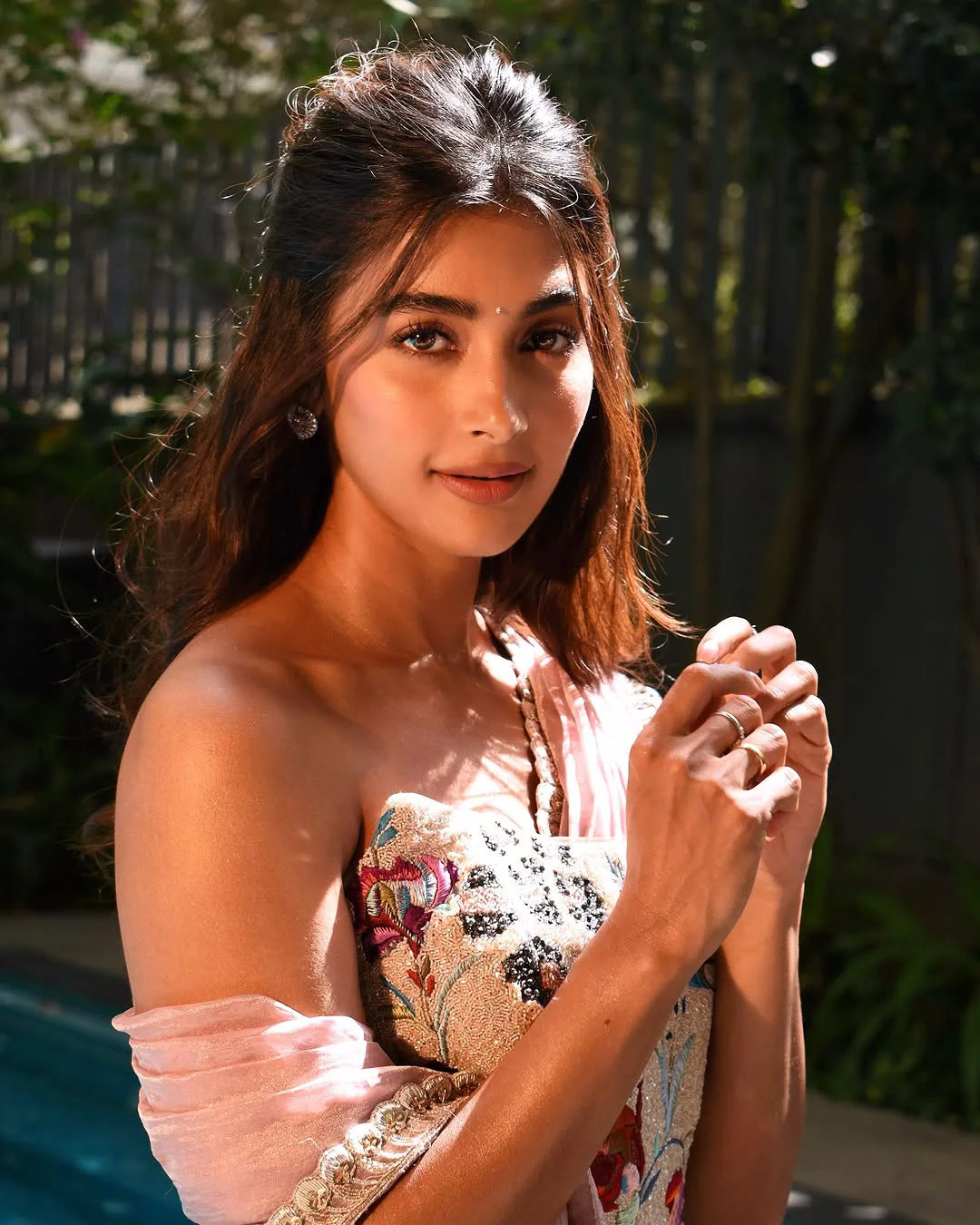 Pooja Hegde Poses in Variety Saree Wearing Style