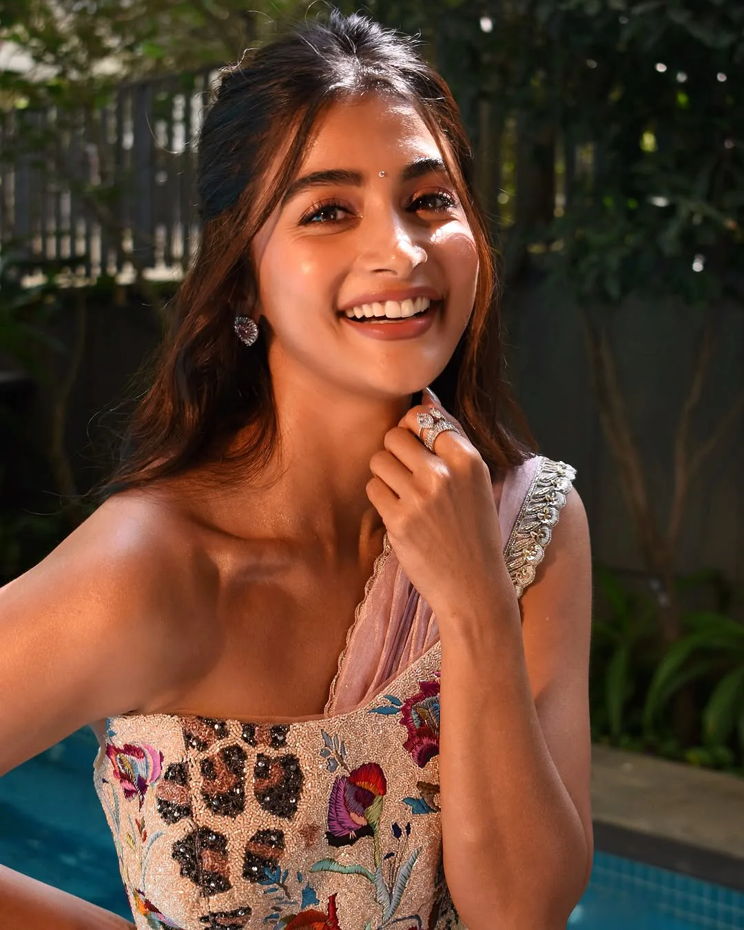Pooja Hegde Poses in Variety Saree Wearing Style