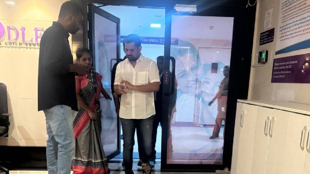 Producer Bunny Vasu visited Sri Tej in Kims Hospital