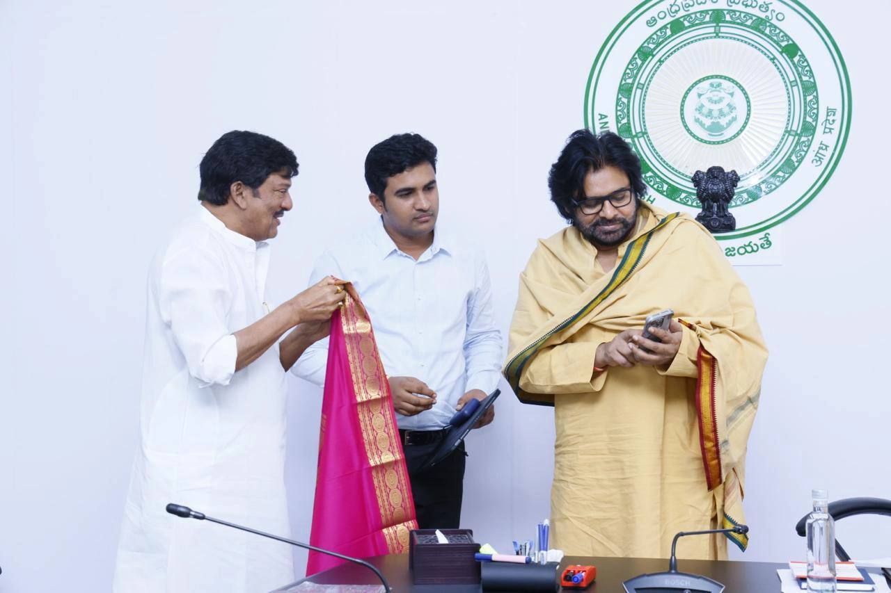 Rajendra Prasad Meets Pawan Kalyan