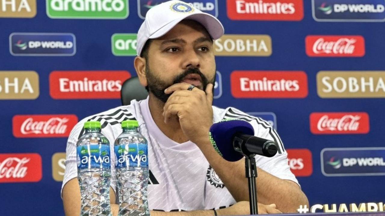 Champions Trophy 2025: భారత జట్టులో ఐదుగురు స్పిన్నర్లు ఎందుకు..? రోహిత్ శర్మ క్లారిటీ ఇచ్చేశాడు Champions Trophy 2025: భారత జట్టులో ఐదుగురు స్పిన్నర్లు ఎందుకు..? రోహిత్ శర్మ క్లారిటీ ఇచ్చేశాడు
