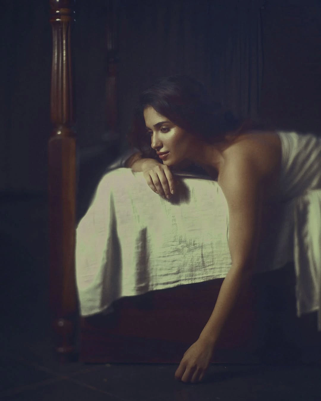 Ruhani Sharma Dazzling Poses on Bed
