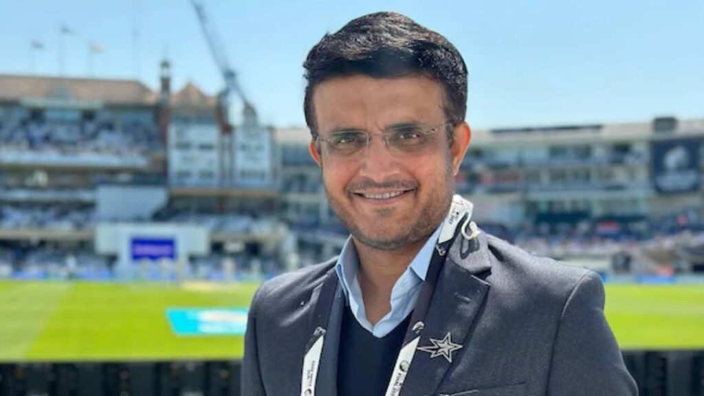 Sourav Ganguly narrowly escapes car accident