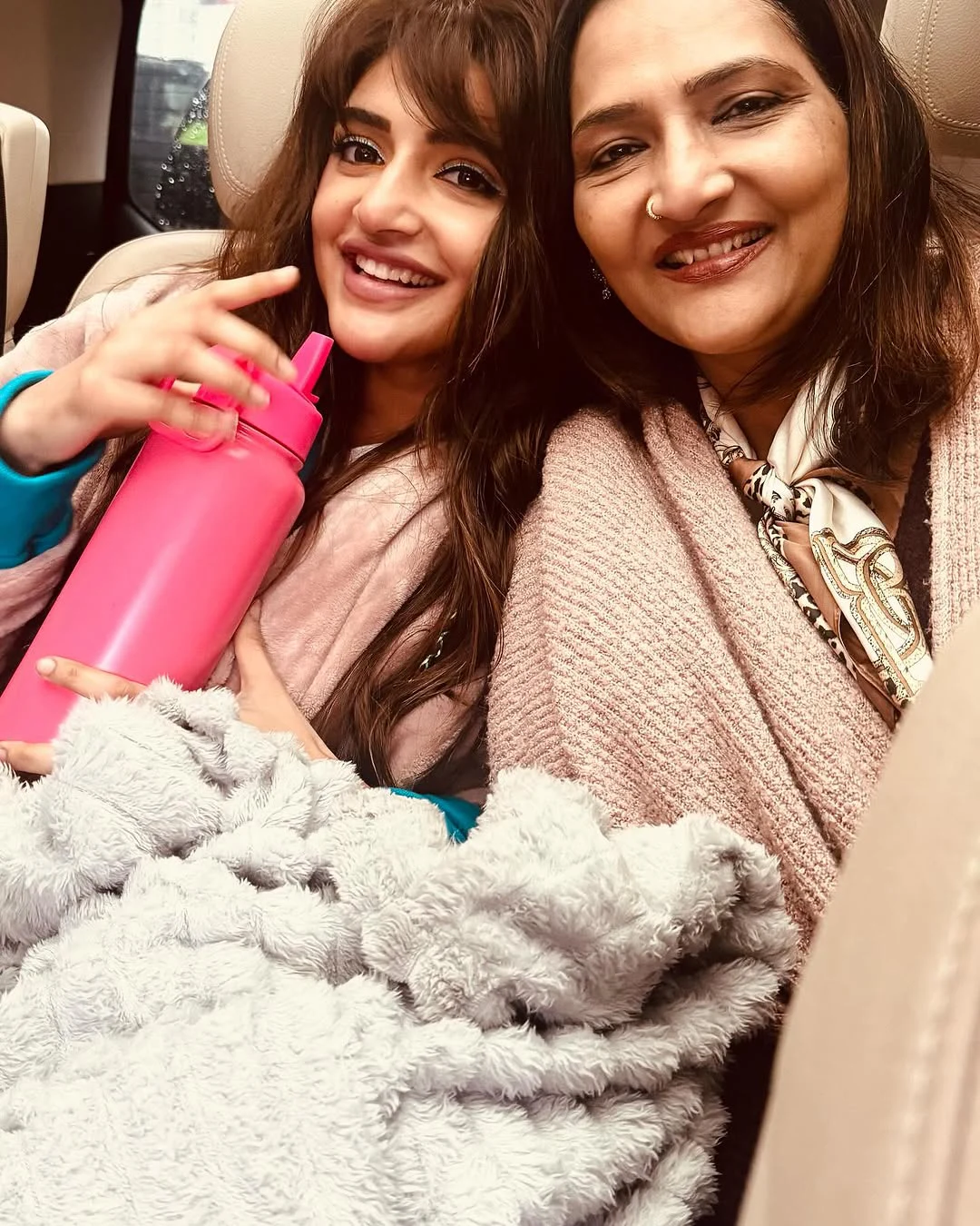 Sreeleela Cute Photos with Mother
