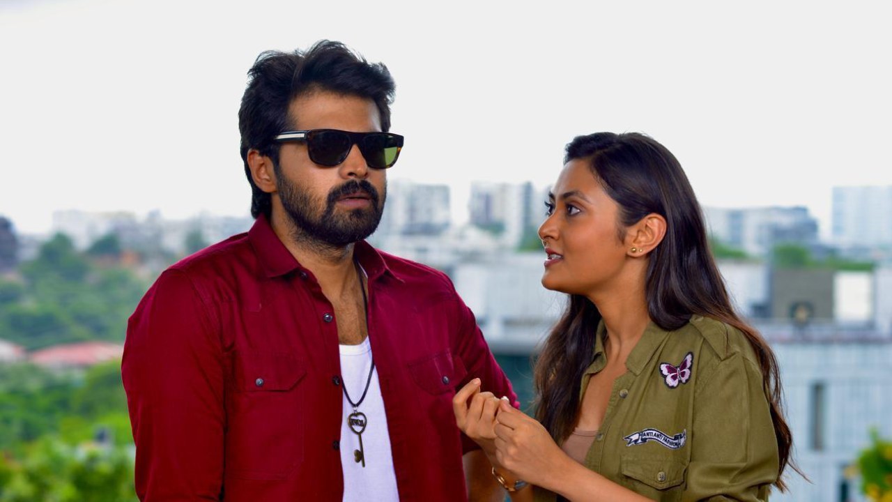 Trigun : త్రిగుణ హీరోగా కామెడీ థ్రిల్లర్ ‘జిగేల్’.. సినిమా రిలీజ్ ఎప్పుడంటే.. Trigun : త్రిగుణ హీరోగా కామెడీ థ్రిల్లర్ ‘జిగేల్’.. సినిమా రిలీజ్ ఎప్పుడంటే..