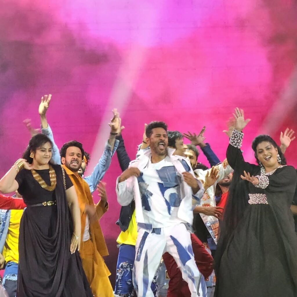 Roja Meena Sangeetha and Some Other Senior Heroins in Prabhudeva Event Photo goes Viral 